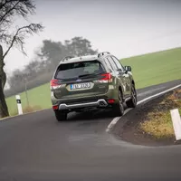 Subaru Forester e-Boxer přichází bez turba a s elektromotorem