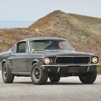 Příběh Bullitova Mustangu začíná další kapitolu