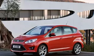 Ptejte se: Ptejte se: Rodinné auto do města za 200 tisíc