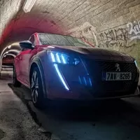 Peugeot 208 GT-Line: Stylový přepravník pro neřidiče