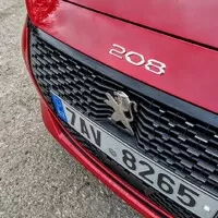 Peugeot 208 GT-Line: Stylový přepravník pro neřidiče