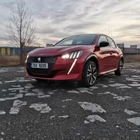Peugeot 208 GT-Line: Stylový přepravník pro neřidiče