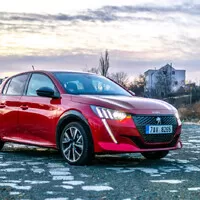 Peugeot 208 GT-Line: Stylový přepravník pro neřidiče