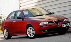 Historie: Alfa Romeo 156: Znovuzrození značky