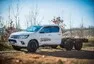 Čím víc kol, tím víc Hilux! Z Plzně přijíždí další terénní specialita   