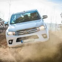 Čím víc kol, tím víc Hilux! Z Plzně přijíždí další terénní specialita