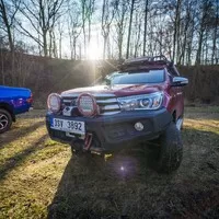 Čím víc kol, tím víc Hilux! Z Plzně přijíždí další terénní specialita