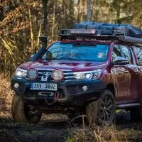 Čím víc kol, tím víc Hilux! Z Plzně přijíždí další terénní specialita