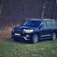 Čím víc kol, tím víc Hilux! Z Plzně přijíždí další terénní specialita