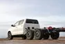 Čím víc kol, tím víc Hilux! Z Plzně přijíždí další terénní specialita   