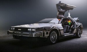 Novinky: Kultovní DeLorean DMC-12 se možná vrátí do výroby už v roce 2021