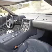 Kultovní DeLorean DMC-12 se možná vrátí do výroby už v roce 2021