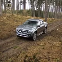 Konec krátkého příběhu: Mercedes X-Class mizí z nabídky