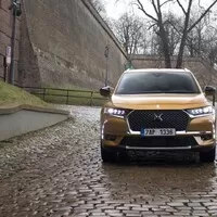 DS7 Crossback 2.0 BlueHDi: Nebavme se o autech, bavme se o umění žít