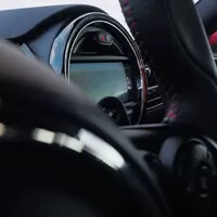 Mini Clubman JCW: To skutečně podstatné