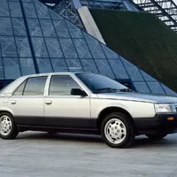 Jak mě Renault naučil německy aneb Stručná historie mluvících aut