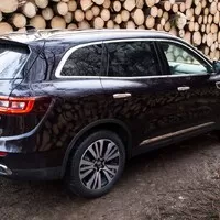 Renault Koleos Initiale Paris 4x4: Když dva dělají totéž, není to totéž