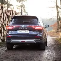 Renault Koleos Initiale Paris 4x4: Když dva dělají totéž, není to totéž