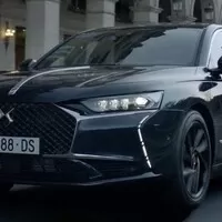 DS přichází s luxusním sedanem. Konečně.
