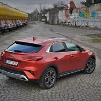 Kia XCeed 1.6 T-GDI: Jiné pojetí hatchbacku