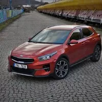 Kia XCeed 1.6 T-GDI: Jiné pojetí hatchbacku