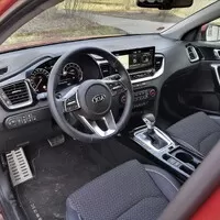 Kia XCeed 1.6 T-GDI: Jiné pojetí hatchbacku