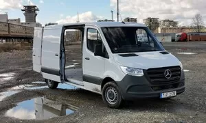 Dodávkář, Recenze & testy: Mercedes Sprinter 211 CDI Worker+: Jak si najít kamarády