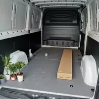 Mercedes Sprinter 211 CDI Worker+: Jak si najít kamarády