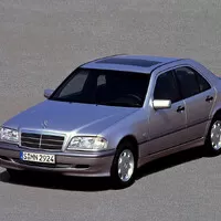 Ptejte se: Levná zadokolka, co není BMW