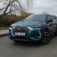 DS 3 Crossback 1.2 PureTech Grand Chic: Když je forma víc
