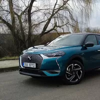 DS 3 Crossback 1.2 PureTech Grand Chic: Když je forma víc