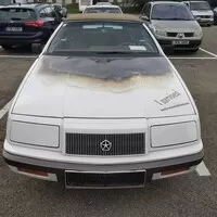 Chrysler LeBaron GTC: Do ohně a ven