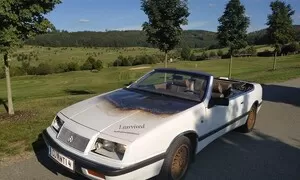 Autíčkářova garáž: Chrysler LeBaron GTC: Do ohně a ven