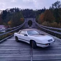 Chrysler LeBaron GTC: Do ohně a ven