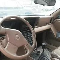 Chrysler LeBaron GTC: Do ohně a ven