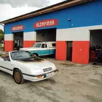 Chrysler LeBaron GTC: Do ohně a ven