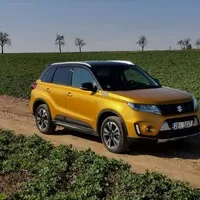 Suzuki Vitara 1.4 BoosterJet Hybrid: Stylově univerzální vůz