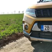 Suzuki Vitara 1.4 BoosterJet Hybrid: Stylově univerzální vůz