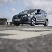 Ford Galaxy 2.0 EcoBlue Bi-Turbo: Chyť mě, když to dokážeš