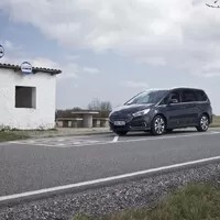 Ford Galaxy 2.0 EcoBlue Bi-Turbo: Chyť mě, když to dokážeš