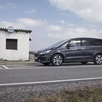 Ford Galaxy 2.0 EcoBlue Bi-Turbo: Chyť mě, když to dokážeš