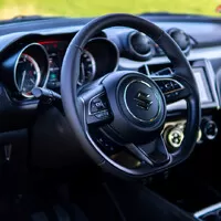 Suzuki Swift Hybrid AllGrip: Radostně rozumný