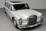 Koupí Mercedesu 600 Pullman ušetříte bezmála milion eur. Teoreticky.