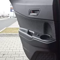 Toyota C-HR 2.0 Hybrid: Konec přetvářky, tohle už je skoro batmobil