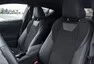 Toyota C-HR 2.0 Hybrid: Konec přetvářky, tohle už je skoro batmobil