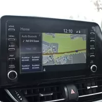 Toyota C-HR 2.0 Hybrid: Konec přetvářky, tohle už je skoro batmobil