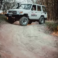 Toyota Land Cruiser GRJ76: Tak vypadá svoboda
