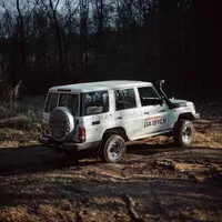 Toyota Land Cruiser GRJ76: Tak vypadá svoboda