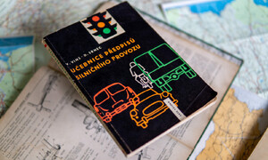 Historie: Učebnice z roku 1960: Jak se učili řídit naši předci?