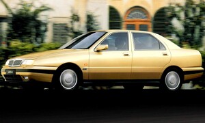 Historie: Lancia Kappa: Důstojné stáří